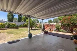 19328 Lonerock, Canyon Country, CA 91351 - Photo 37
