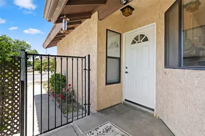 37513 Rosewood, Palmdale, CA 93550 - Photo 5