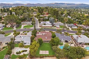 20434 Clark, Woodland Hills, CA 91367 - Photo 23