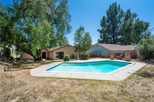 10609 Jimenez St, Sylmar, CA 91342 - Photo 15