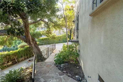 1968 N Wilton, Los Angeles, CA 90068 - Photo 41