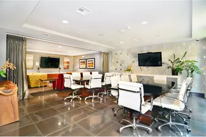 21301 Erwin Street #545, Woodland Hills, CA 91367 - Photo 33
