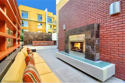 21301 Erwin Street #545, Woodland Hills, CA 91367 - Photo 27