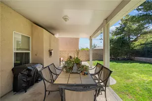 30030 Penrose Ln, Castaic, CA 91384 - Photo 33