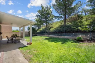 30030 Penrose Ln, Castaic, CA 91384 - Photo 37