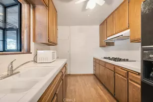 10340 Independence Ave, Chatsworth, CA 91311 - Photo 17
