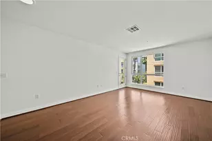 21301 Erwin, Woodland Hills, CA 91367 - Photo 5