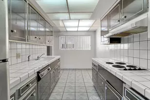 7560 Hollywood Blvd, Los Angeles, CA 90046 - Photo 15