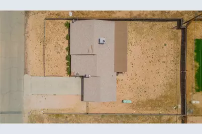 10348 Peach Ave, California City, CA 93505 - Photo 29