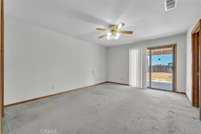 10348 Peach Ave, California City, CA 93505 - Photo 13