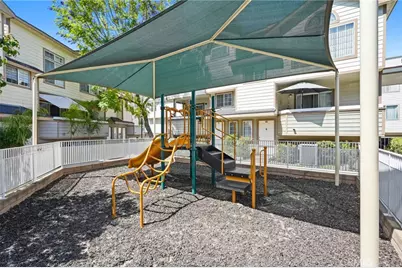 11150 Glenoaks Boulevard #306, Pacoima, CA 91331 - Photo 5