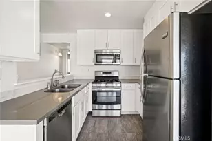 11150 Glenoaks Blvd, Pacoima, CA 91331 - Photo 21