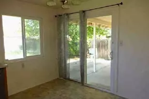 2048 Wilder, Redding, CA 96001 - Photo 5