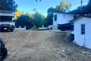21435 Golondrina St, Woodland Hills, CA 91364 - Photo 31