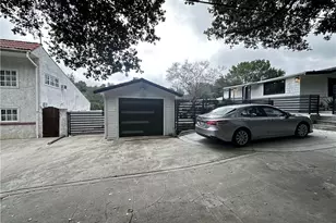 21435 Golondrina St, Woodland Hills, CA 91364 - Photo 21