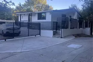 21435 Golondrina St, Woodland Hills, CA 91364 - Photo 25