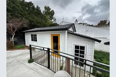 21435 Golondrina Street, Woodland Hills, CA 91364 - Photo 11