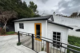 21435 Golondrina St, Woodland Hills, CA 91364 - Photo 11