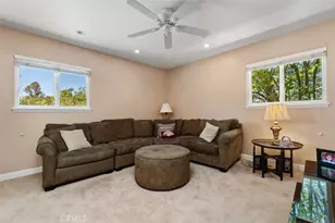 22946 Crespi, Woodland Hills, CA 91364 - Photo 5