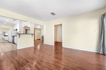 17516 Cantlay, Lake Balboa, CA 91406 - Photo 9