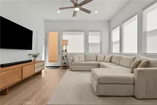 27375 Thunder Rdg Ct, Stevenson Ranch, CA 91381 - Photo 3