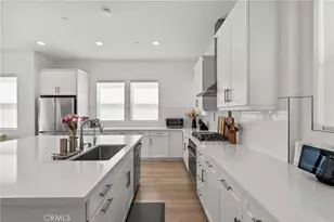 27375 Thunder Rdg Ct, Stevenson Ranch, CA 91381 - Photo 7