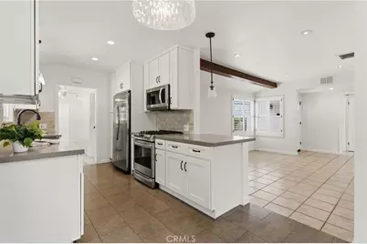 23047 Friar, Woodland Hills, CA 91367 - Photo 7