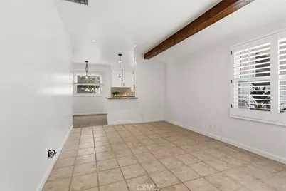 23047 Friar, Woodland Hills, CA 91367 - Photo 5