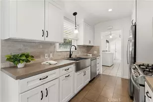 23047 Friar, Woodland Hills, CA 91367 - Photo 9
