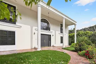 16717 Encino Hills Dr, Encino, CA 91436 - Photo 71