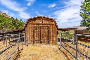 31751 Lake Meadow Rd, Acton, CA 93510 - Photo 47
