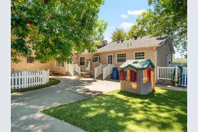 7556 Hesperia Avenue, Reseda, CA 91335 - Photo 41
