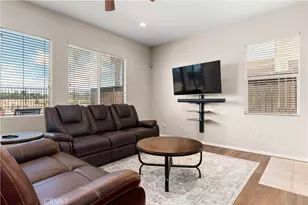 13013 Mesa Verde Way, Sylmar, CA 91342 - Photo 19