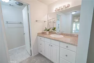 19433 Oak Crossing Rd, Newhall, CA 91321 - Photo 15