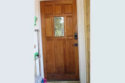 10228 Norwich, Los Angeles, CA 91345 - Photo 3