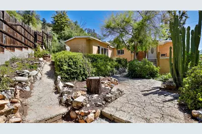 10058 Sunland Boulevard, Sunland, CA 91040 - Photo 1