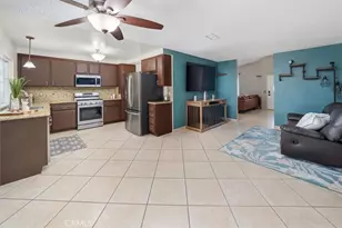 21617 Turmeric Ct, Saugus, CA 91350 - Photo 13