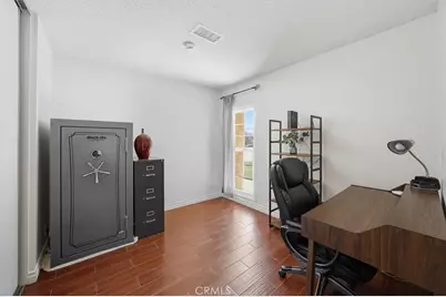 21617 Turmeric Court, Saugus, CA 91350 - Photo 23