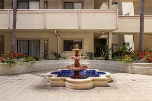 14050 Magnolia Blvd, Sherman Oaks, CA 91423 - Photo 35