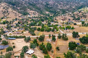 27200 Bear Valley Rd, Tehachapi, CA 93561 - Photo 37