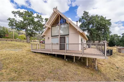27200 Bear Valley Road, Tehachapi, CA 93561 - Photo 3