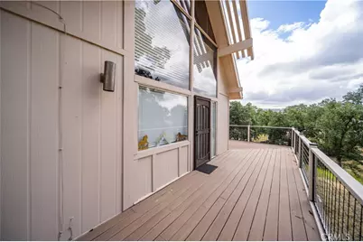 27200 Bear Valley Road, Tehachapi, CA 93561 - Photo 29