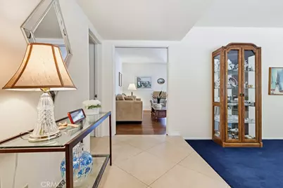 5728 Larryan, Woodland Hills, CA 91367 - Photo 3