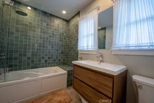 2283 W 25th St, Los Angeles, CA 90018 - Photo 17