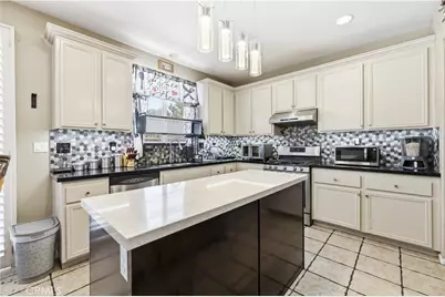 39215 Chantilly, Palmdale, CA 93551 - Photo 9