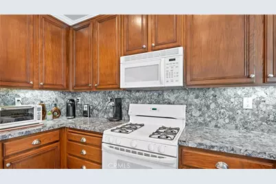 27700 Zeus, Canyon Country, CA 91351 - Photo 13
