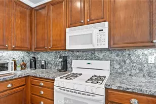 27700 Zeus, Canyon Country, CA 91351 - Photo 13