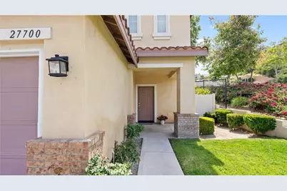 27700 Zeus, Canyon Country, CA 91351 - Photo 3