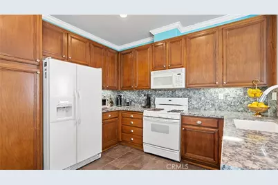 27700 Zeus, Canyon Country, CA 91351 - Photo 19