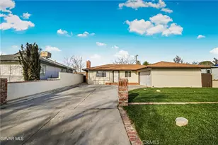 45503 11th St W, Lancaster, CA 93534 - Photo 1